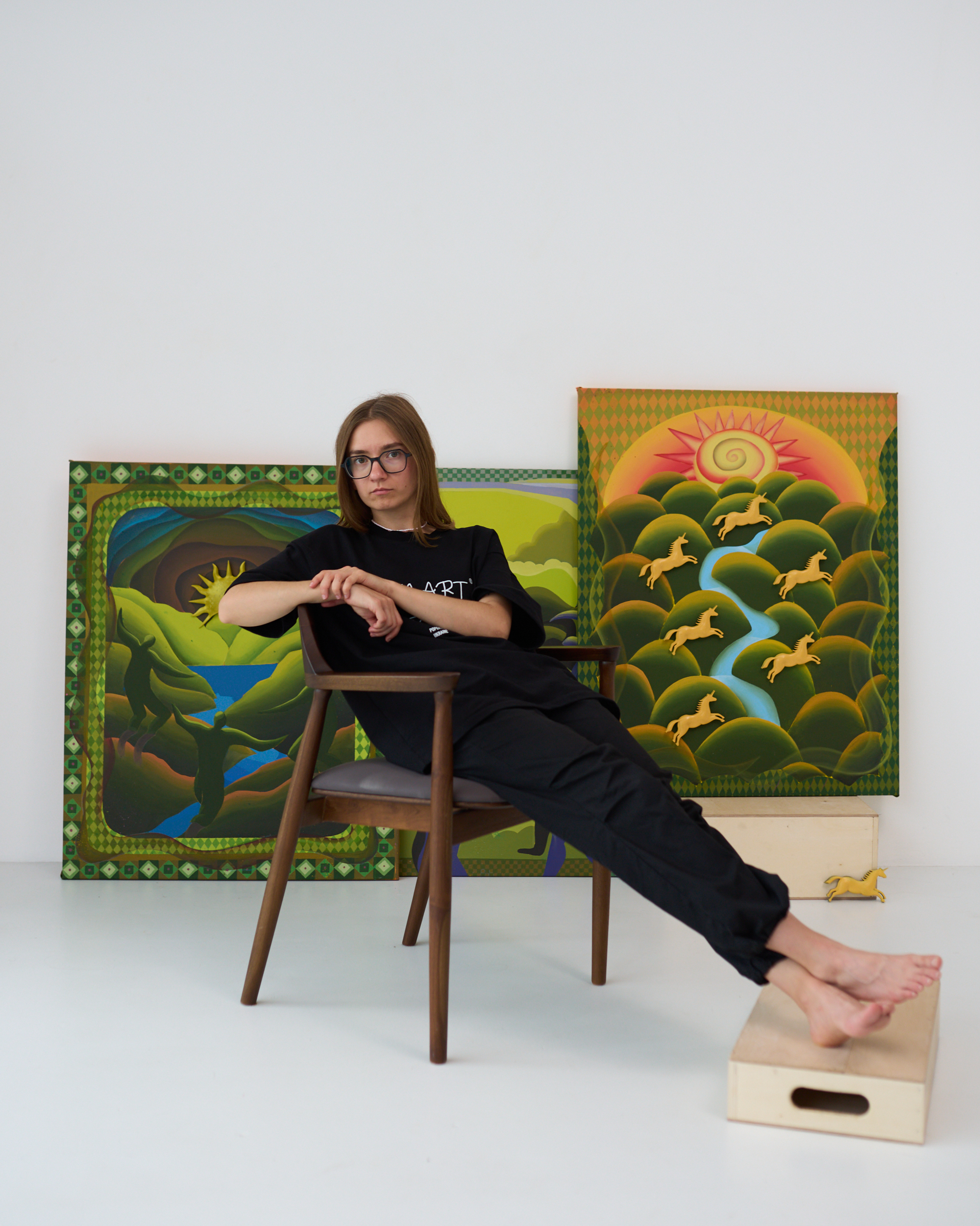 Portrait of Liza Obukhovska, who works in the artist style (Khmelnytskyi, Ukraine) Photo 1 of 4.